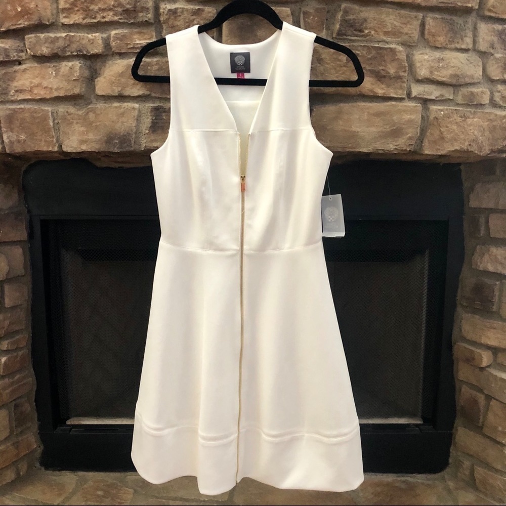 NWT Vince Camuto bell shape white dress. Size 6